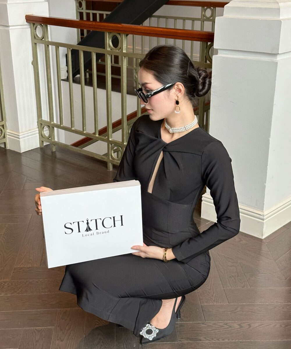 Cut-out Neck Midi Dress - Image 5