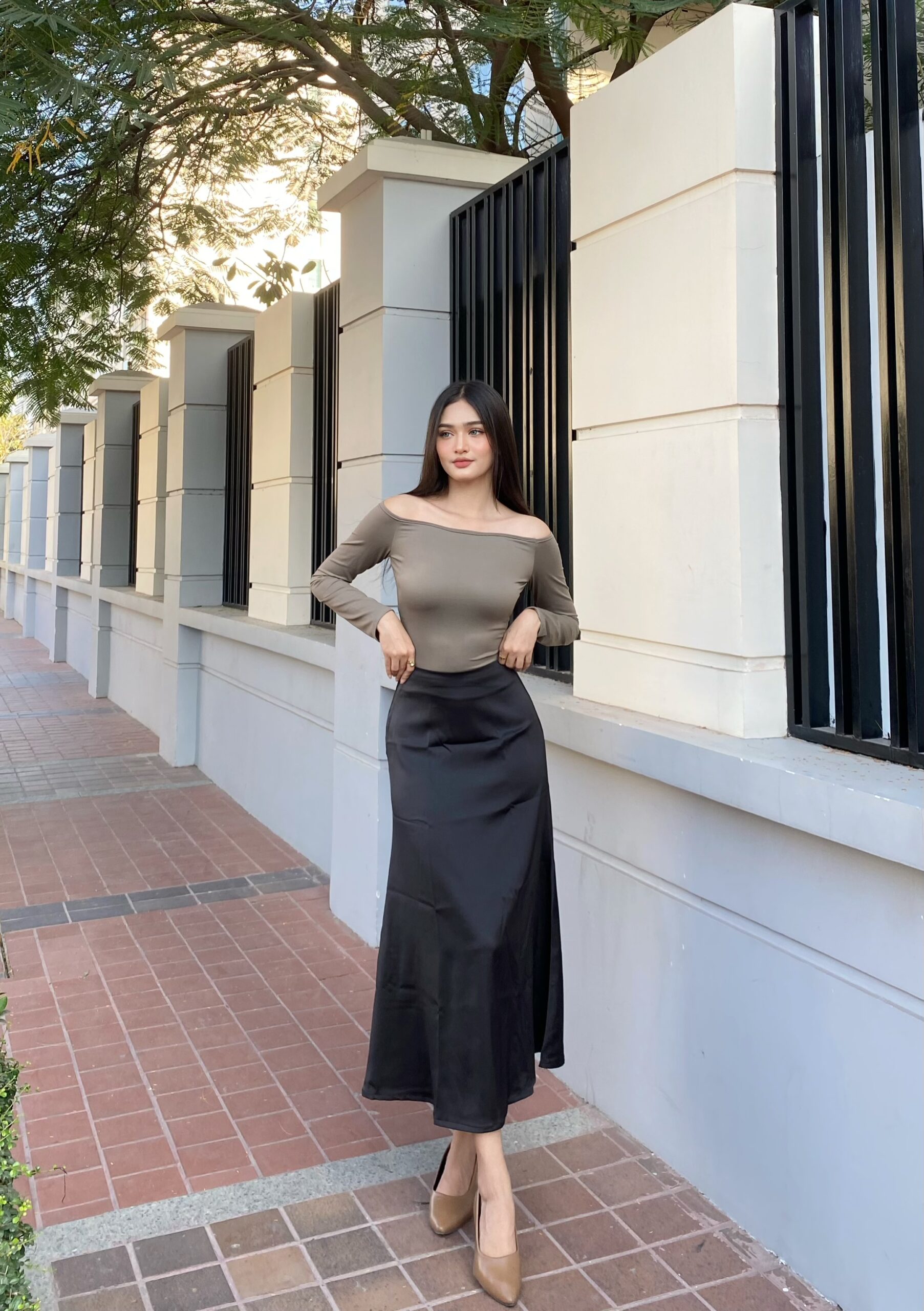 Stitch satin skirt