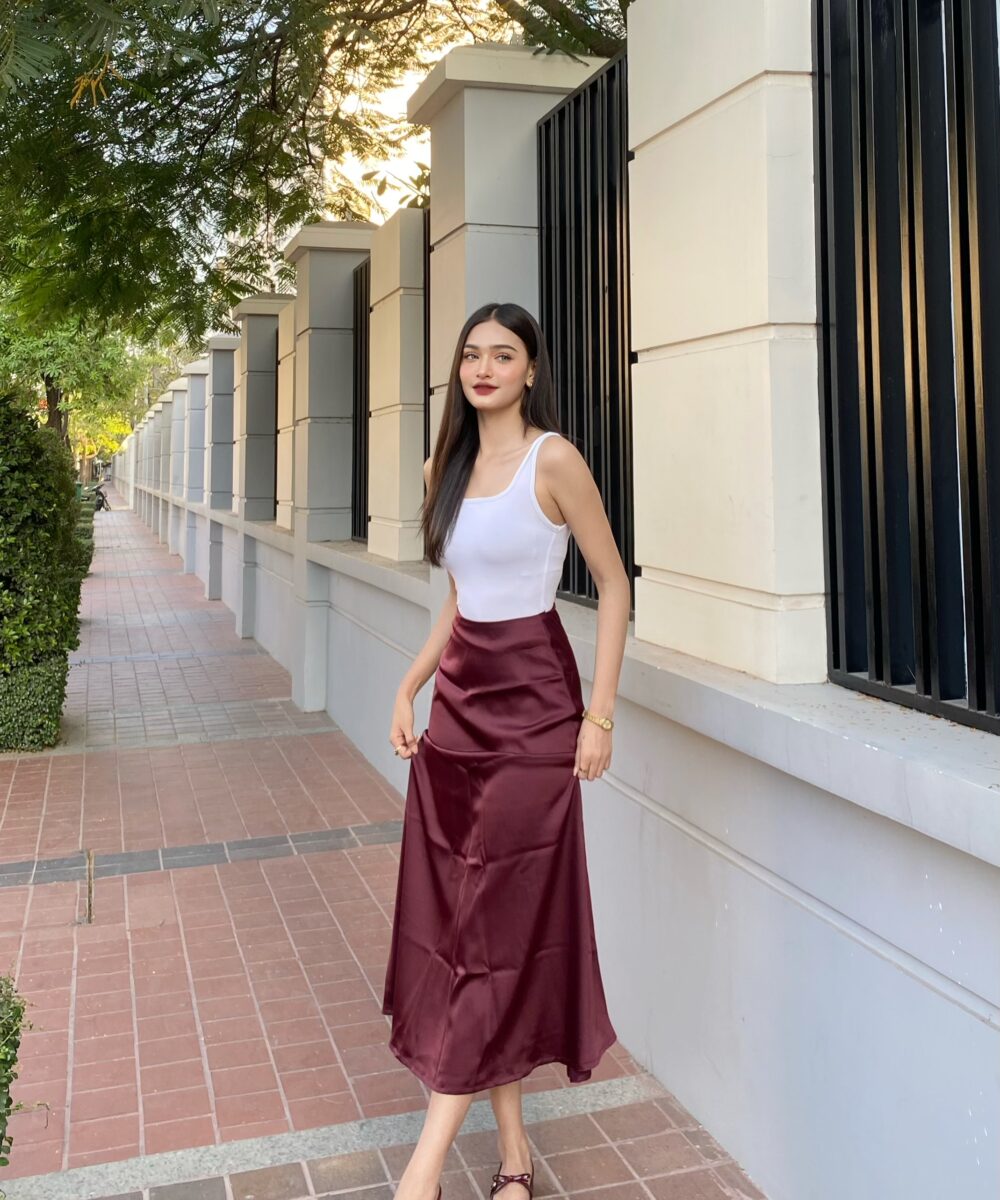 Stitch satin skirt - Image 8